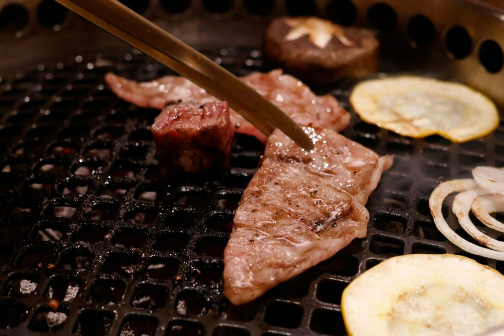 “YAKINIKU"